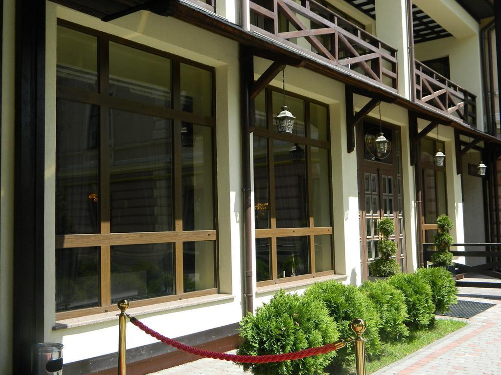 Georg Palace Hotel Chernivtsi Εξωτερικό φωτογραφία
